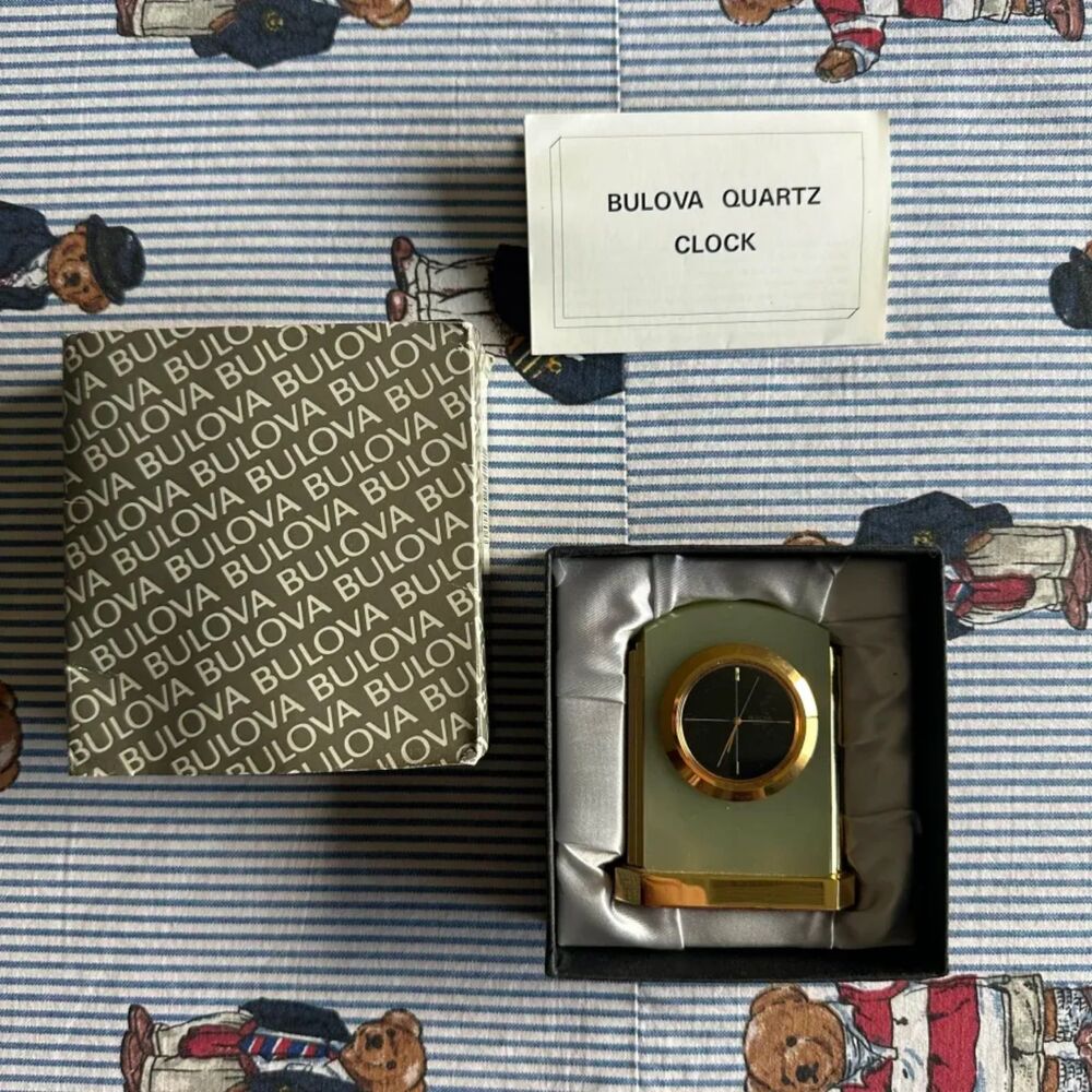 Vintage Bulova Jade Quartz Clock New Old Stock RARE !